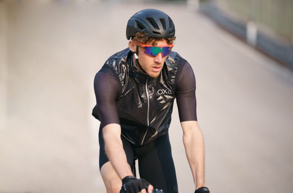 Come si vestono i ciclisti in primavera?