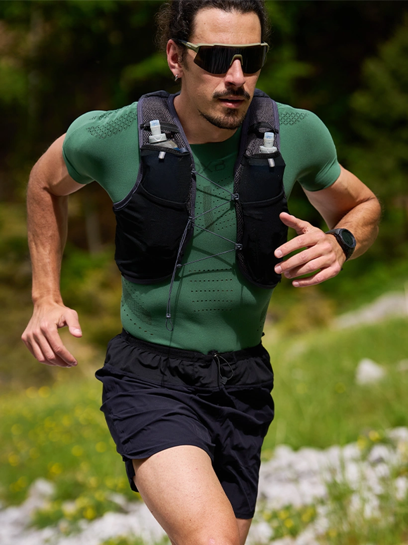 outfit trail running uomo
